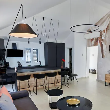 Gardenal By Guide Blato (Korcula)