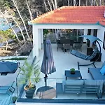 Vila Gardenal By Guide