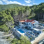 Gardenal By Guide * Blato (Korcula)