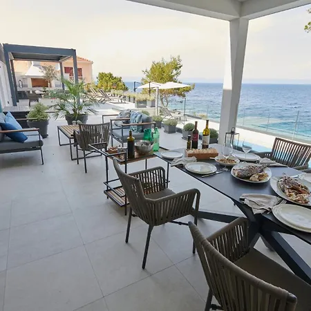 Gardenal By Guide Villa *