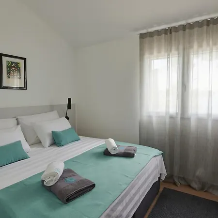 Gardenal By Guide Villa *