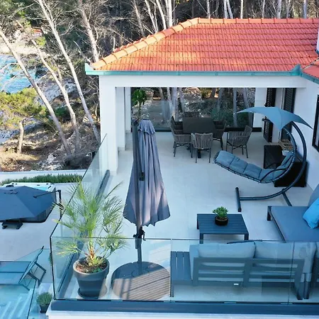 Villa Gardenal By Guide