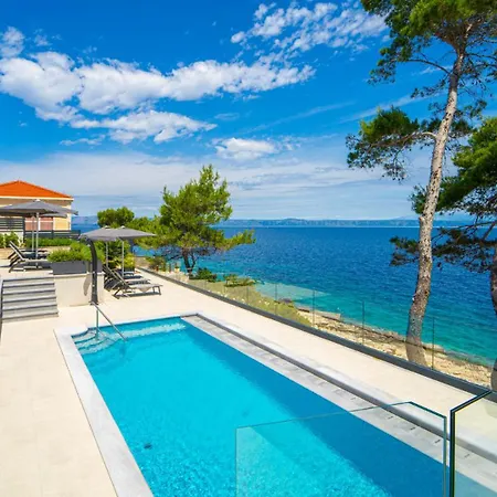 Villa Gardenal By Guide