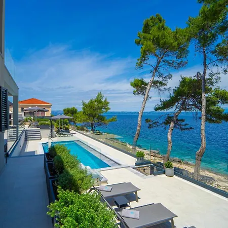 Gardenal By Guide Blato (Korcula)
