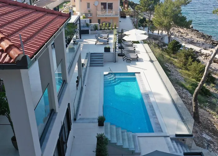 Gardenal By Guide Villa Blato (Korcula)