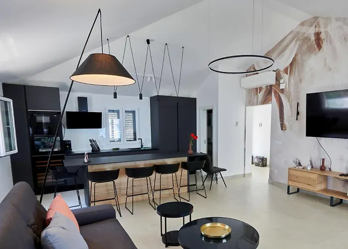 Gardenal By Guide Blato (Korcula)